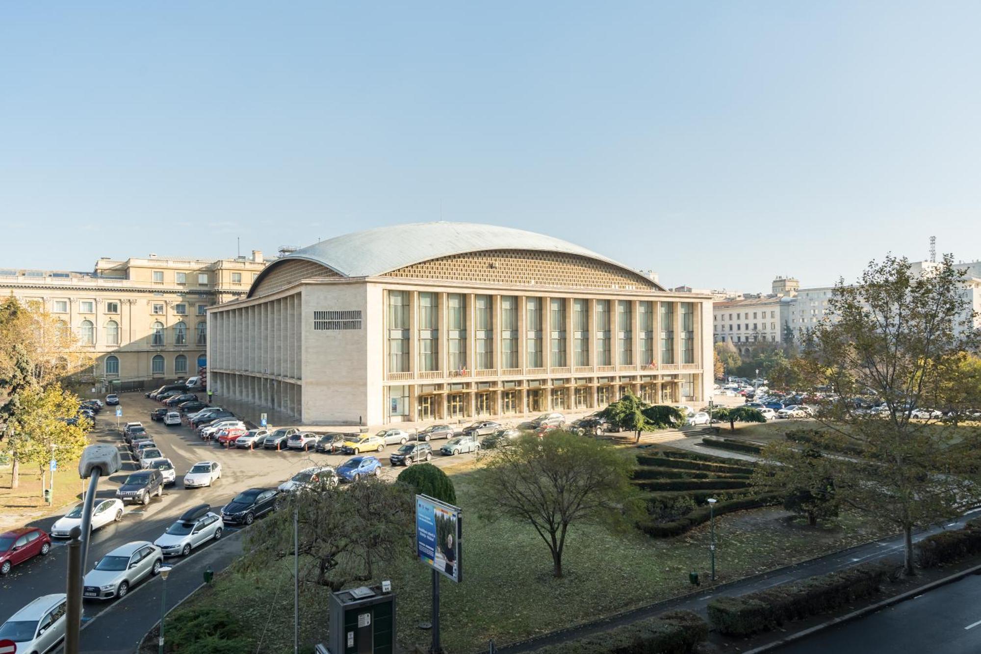 Chic Comfort 1Bdr With Landmark View - Concerthall Bucureşti Ngoại thất bức ảnh