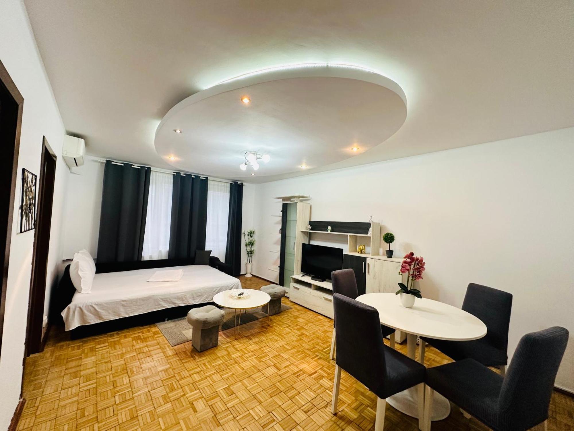 Chic Comfort 1Bdr With Landmark View - Concerthall Bucureşti Ngoại thất bức ảnh