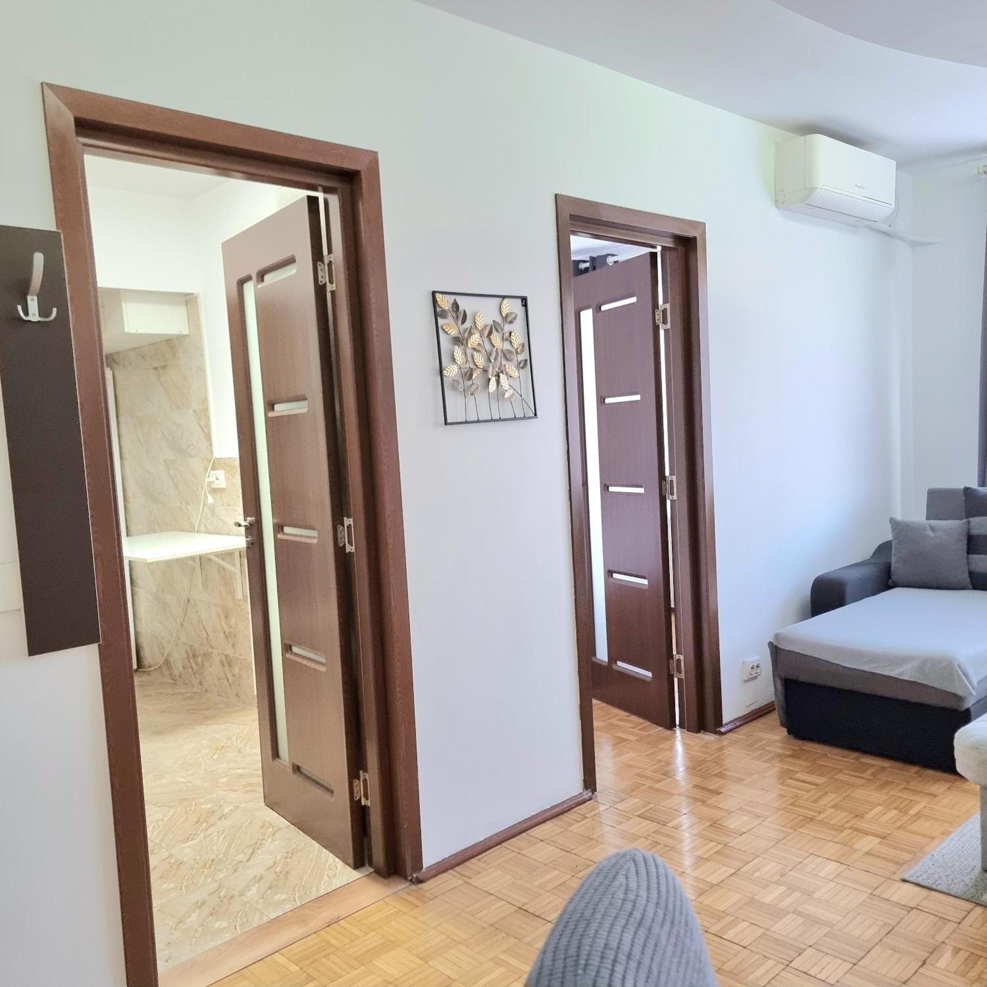 Chic Comfort 1Bdr With Landmark View - Concerthall Bucureşti Ngoại thất bức ảnh